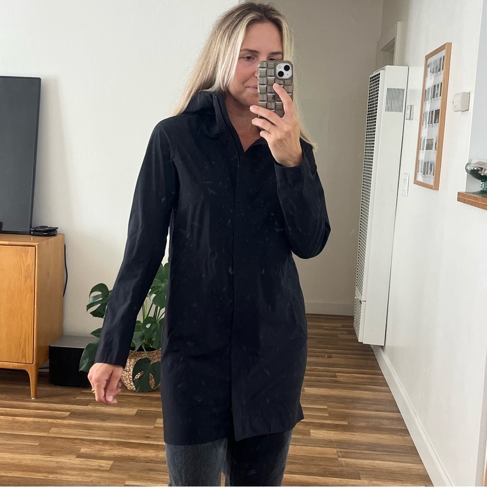 Lululemon long rain coat